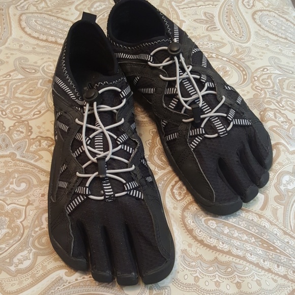 FILA Skele Toes Bay Runner Women's FILA Skele Toes Bay Runner Women's